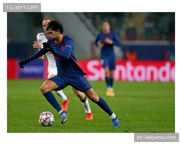 中圈开球判罚要点：位置界定、对方距离与越位判断